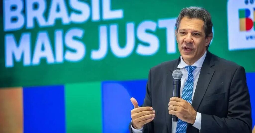 Queda no Dólar e Alta na Bolsa após Anúncio de Congelamento orçamentário